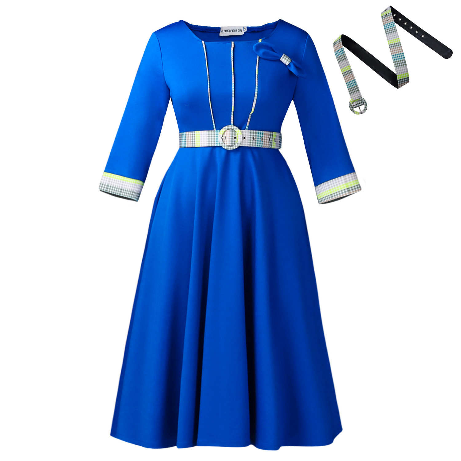 Blue + brooch belt