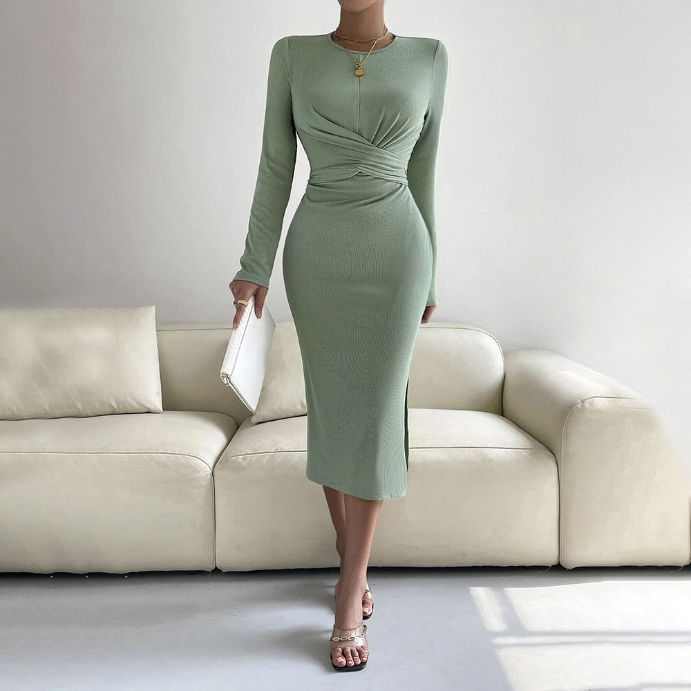 New Round Neck Slim Fit Hip Mid length Dress with Long Sleeves