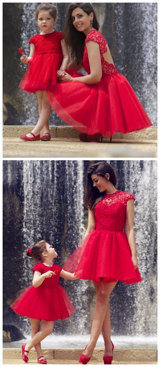 Lace Backless Dress Elegant Round Neck Short Sleeve Lightweight Fabric Perfect for Parties and Events Wholesale