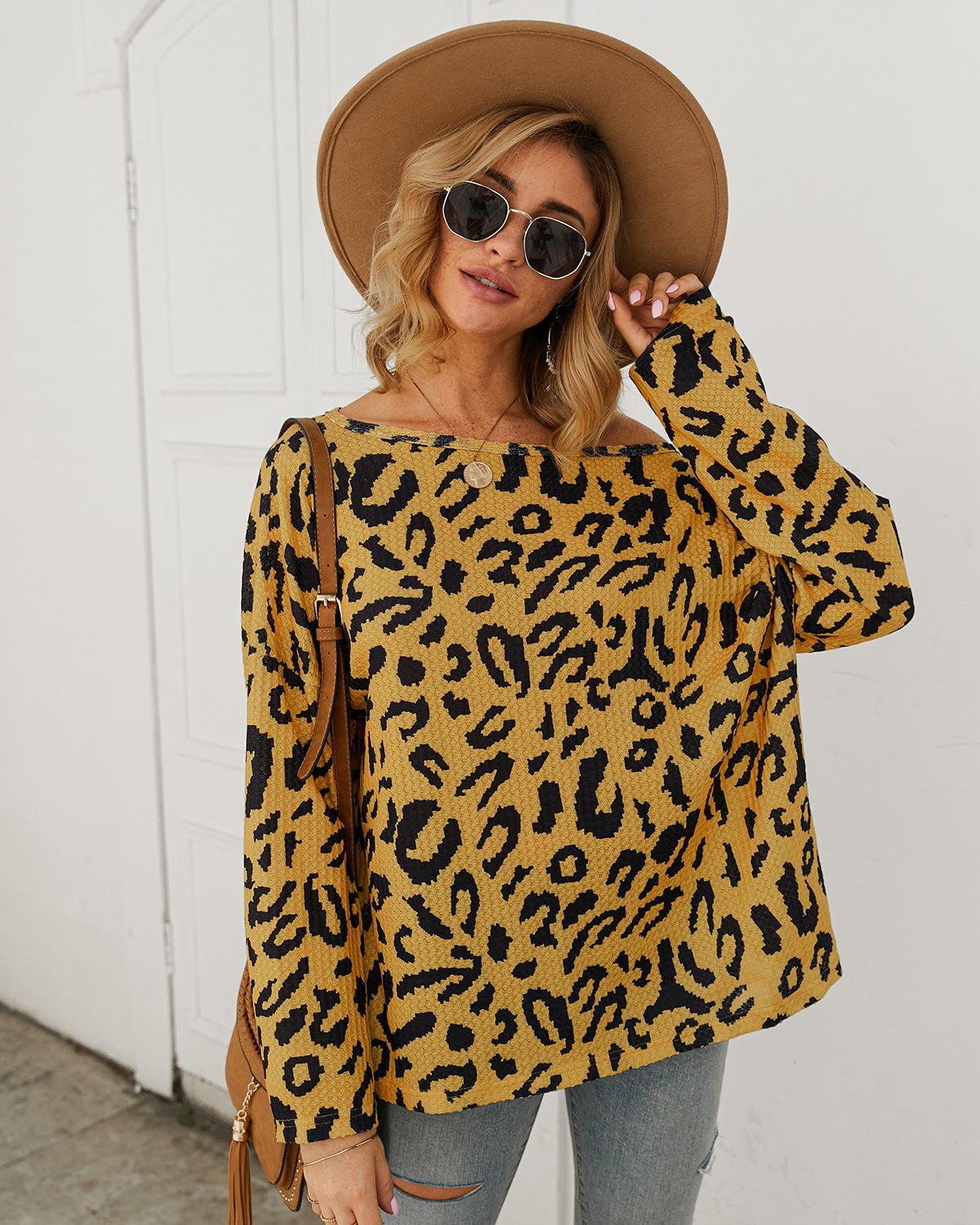 Leopard Print Sweater Original Design Elegant Style Long Sleeve Autumn Winter Wholesale Available