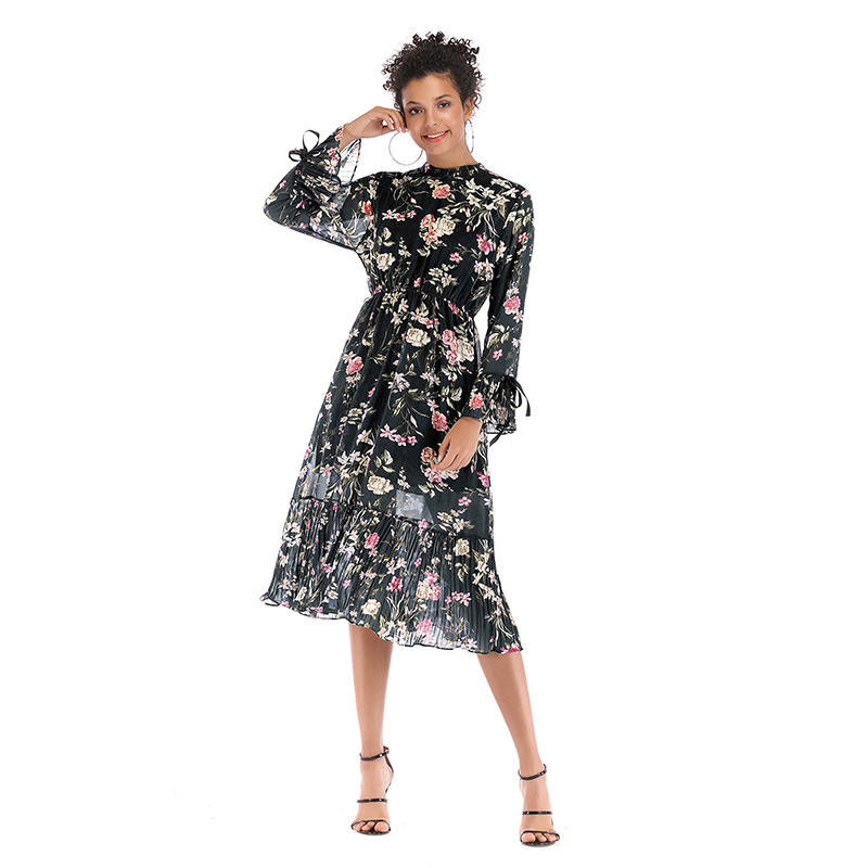 Floral Maxi Dress Spring Collection Elegant Design Comfortable Fit Perfect for Casual Outings Wholesale Available