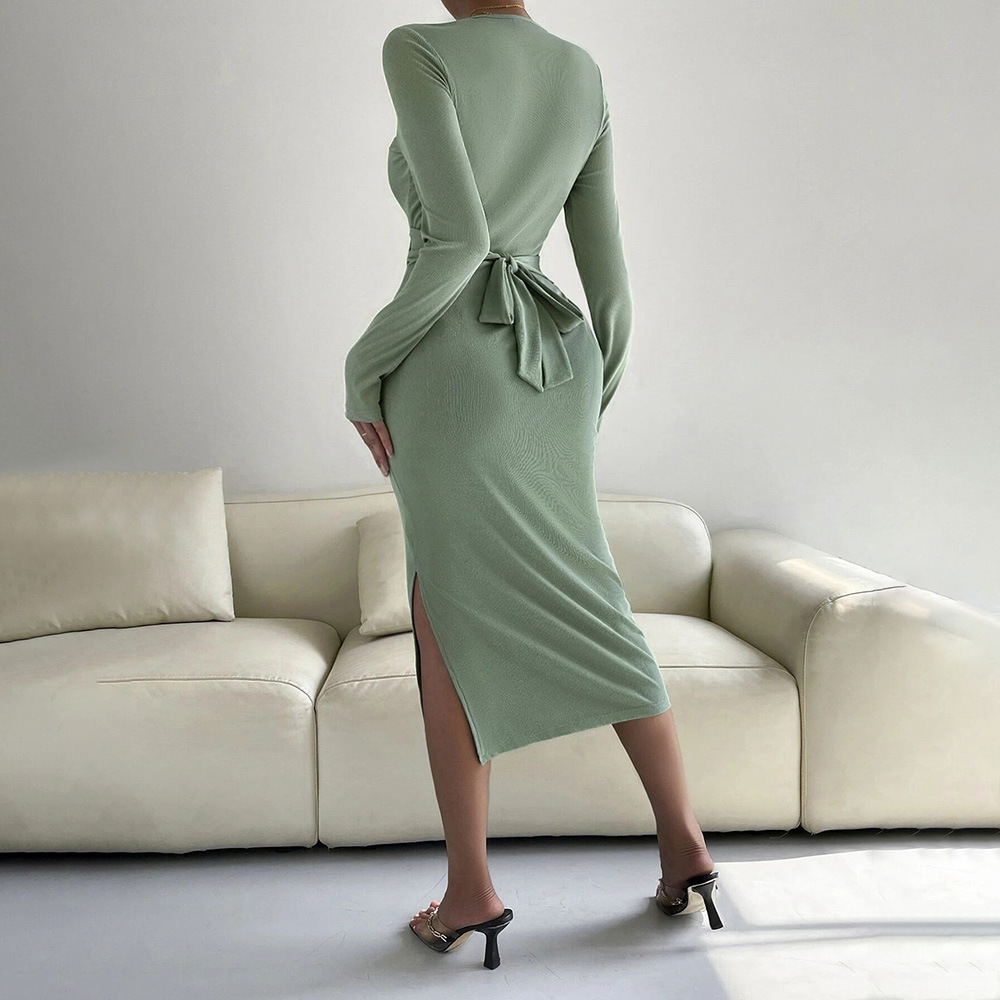New Round Neck Slim Fit Hip Mid length Dress with Long Sleeves