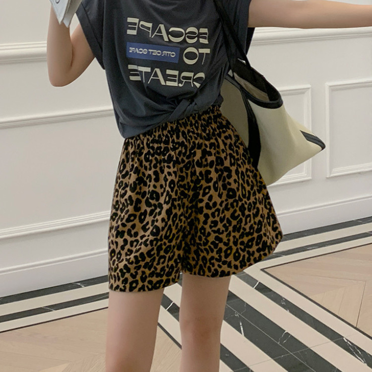 Leopard Print High Waisted Shorts Slim Fit Elastic Waist Comfortable Fabric Casual Summer Wear Wholesale Available