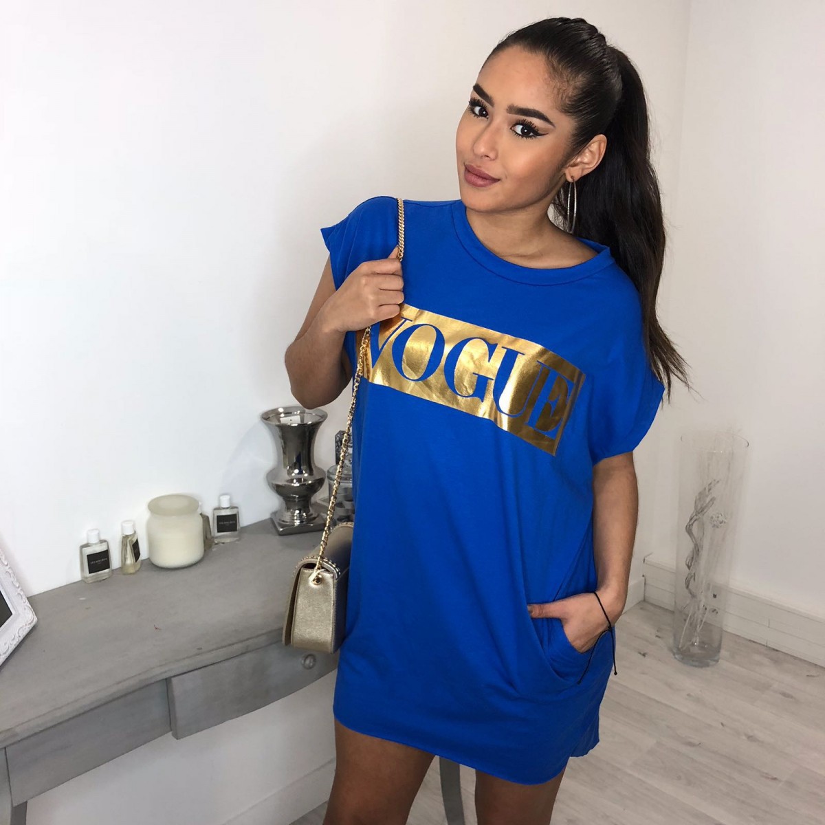 Vogue Print Pocket Dress Short Sleeve Round Neck Casual Style Perfect for Spring and Summer Wholesale Available