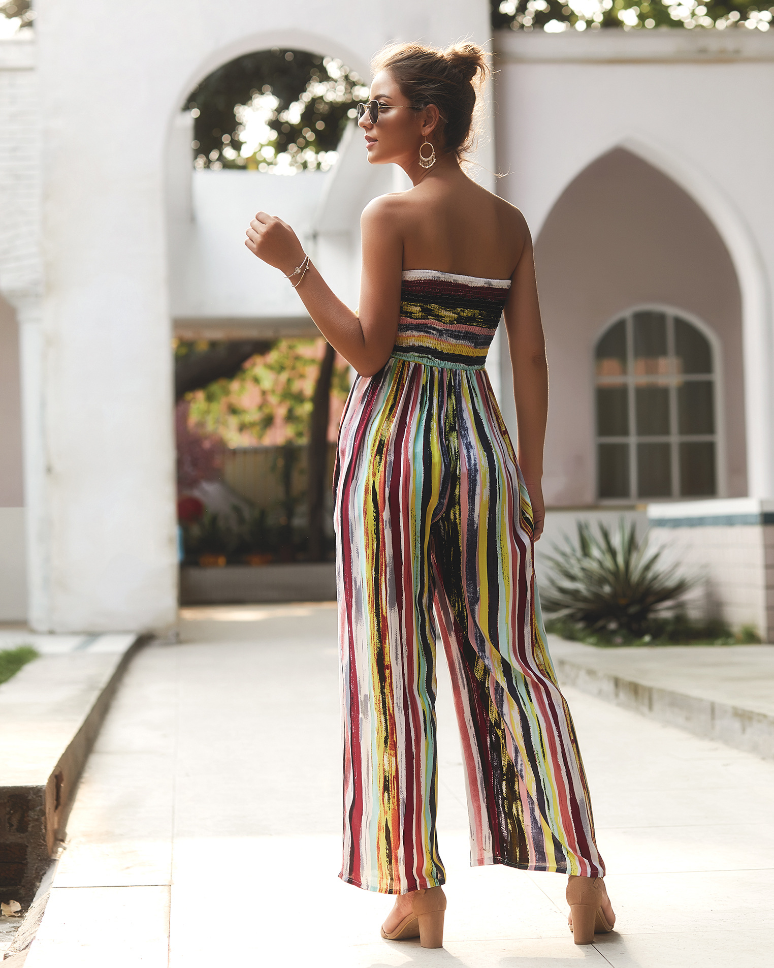 Summer Floral Print Jumpsuit Casual Style Comfortable Fit Lightweight Fabric Perfect for Everyday Wear Wholesale