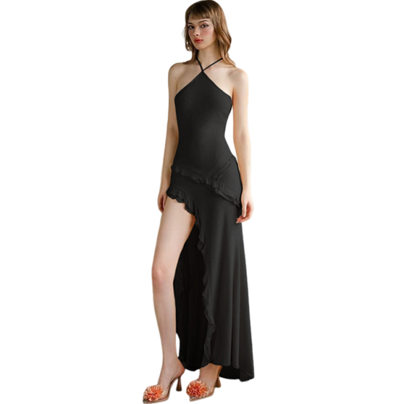 Summer Women's Sexy Halter Neck Dress with Ruffle Trim and Side Slit, Trendy Splicing Design for Fashionable Casual Wear