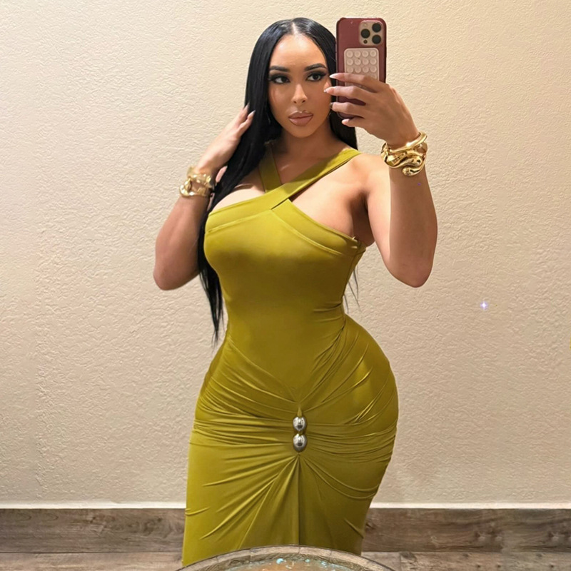 European and American Cross Border Autumn Winter New Women's Fashion Cross Neck Solid Color Pleated Waist Slim Mermaid Dress