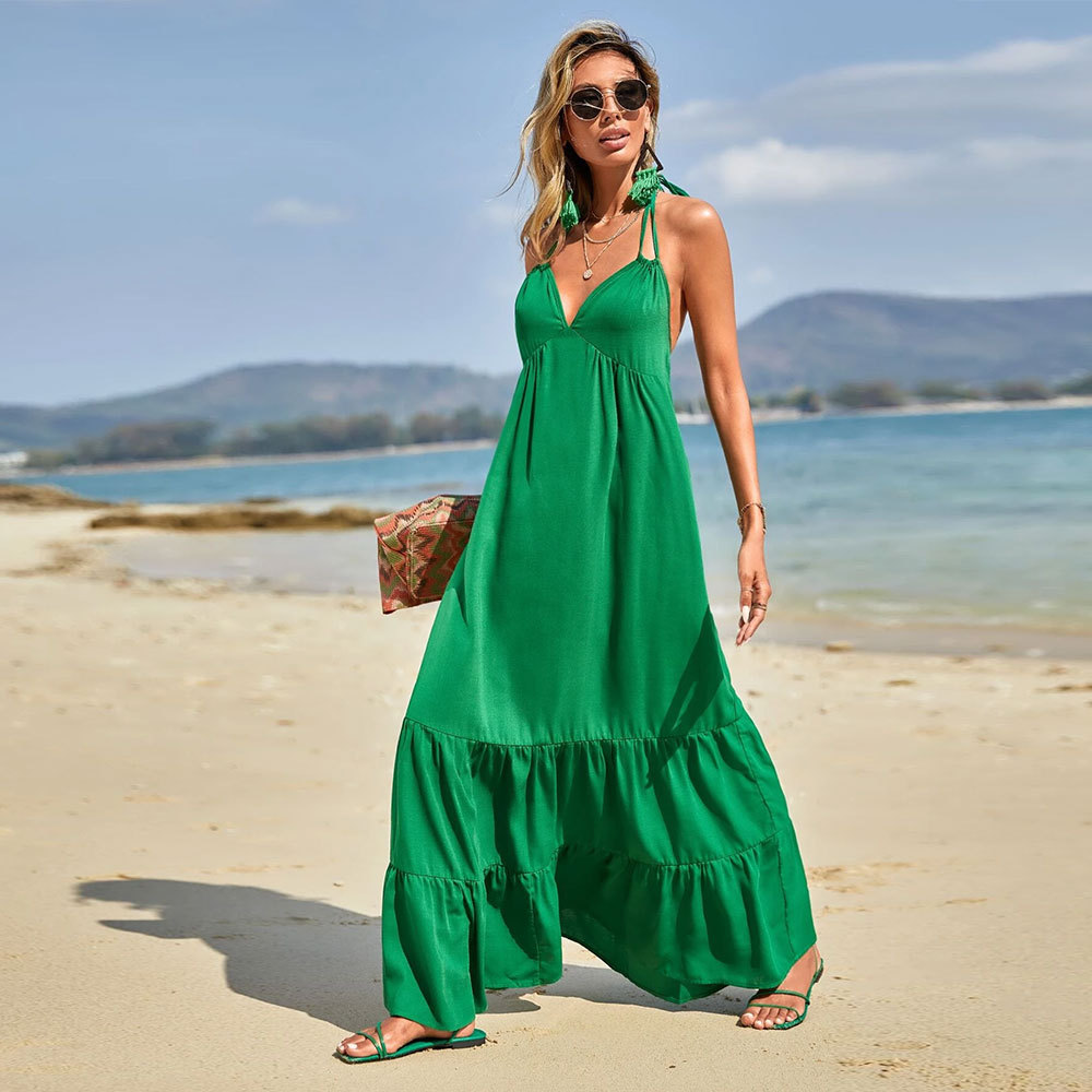 Summer New Sexy Backless Spaghetti Strap Long Dress with Large Skirt Hem Beach Dress for Women