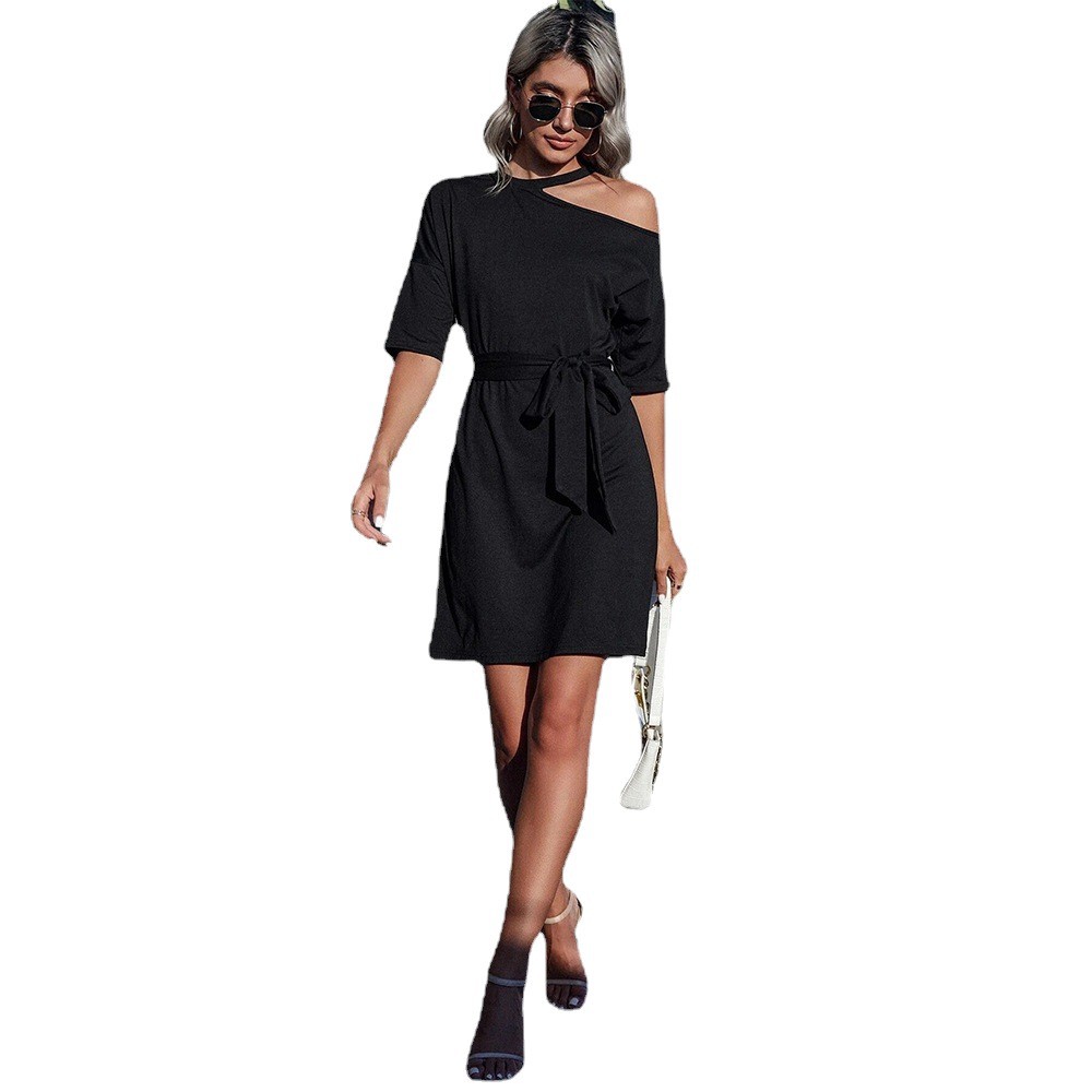 New Solid Color Knitted Short Dress with Waist Gathering and Asymmetric Shoulder for Elegant Commuting