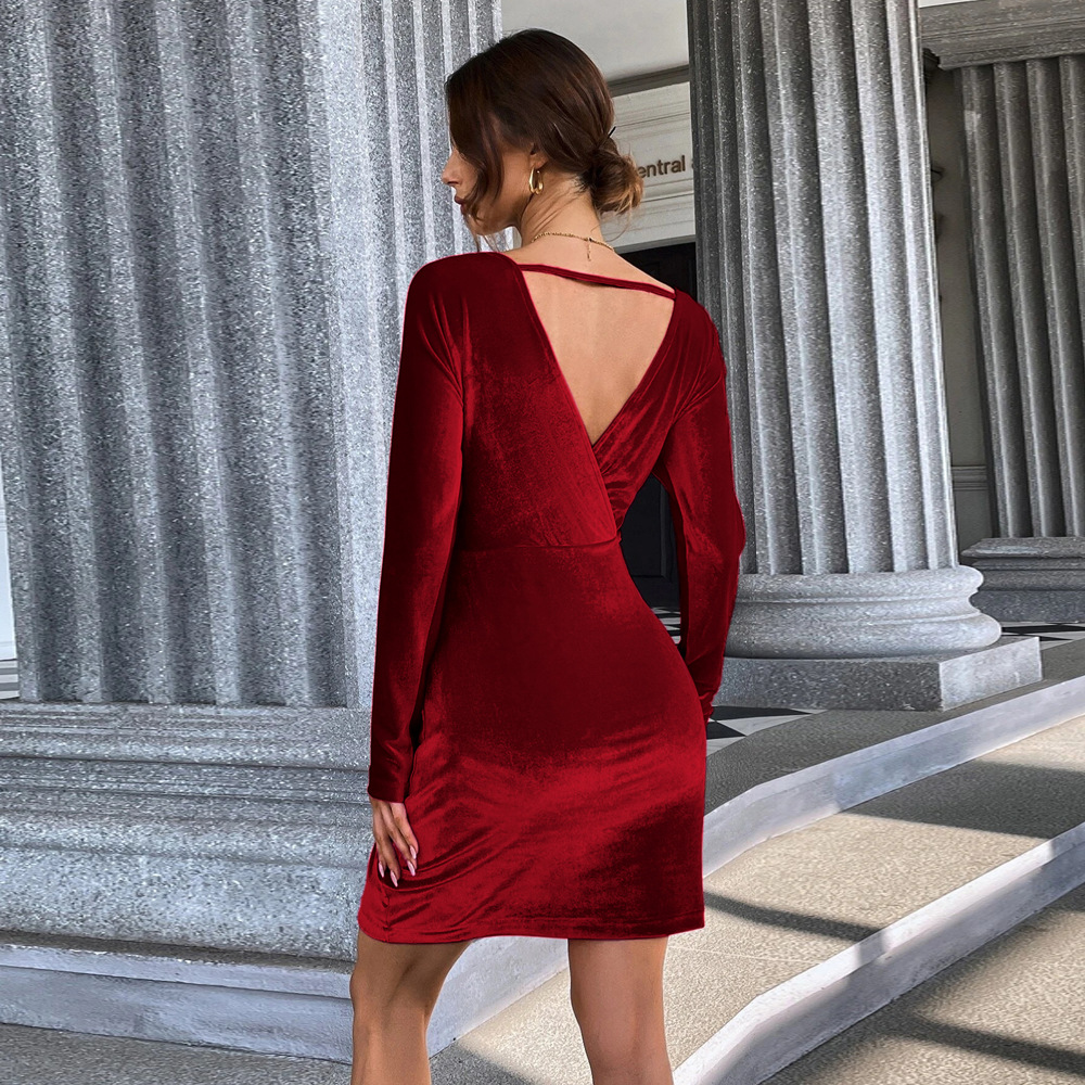 Autumn Winter Sexy Backless Bodycon Dress with Waist Slimming Long Sleeve Velvet Dress