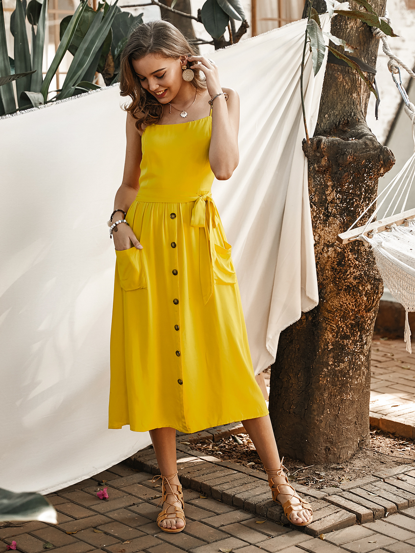 Solid Color Sleeveless Dress Original Design Elegant Style Spring Summer Collection Wholesale Available