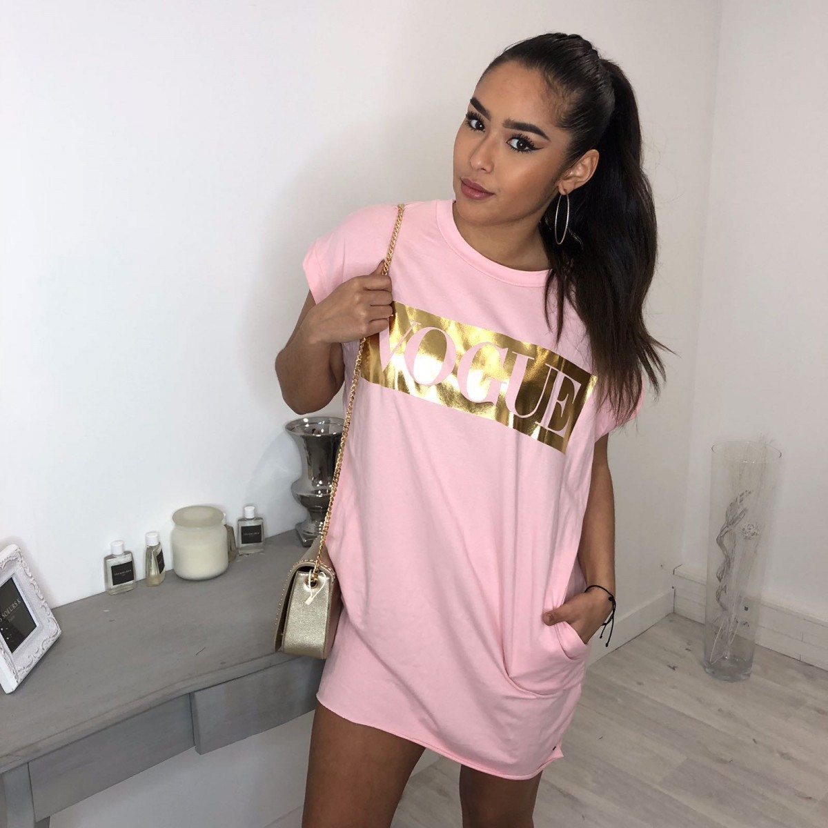 Vogue Print Pocket Dress Short Sleeve Round Neck Casual Style Perfect for Spring and Summer Wholesale Available