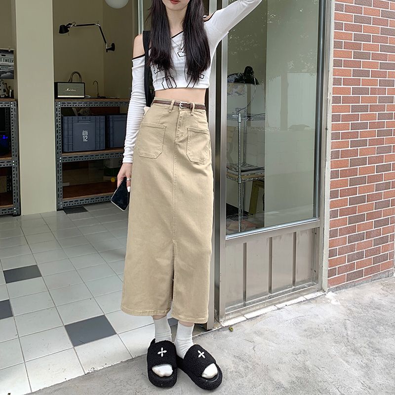 High Waisted A Line Denim Skirt Slimming Fit Vintage Style Mid Length Side Split Perfect for Casual Wear