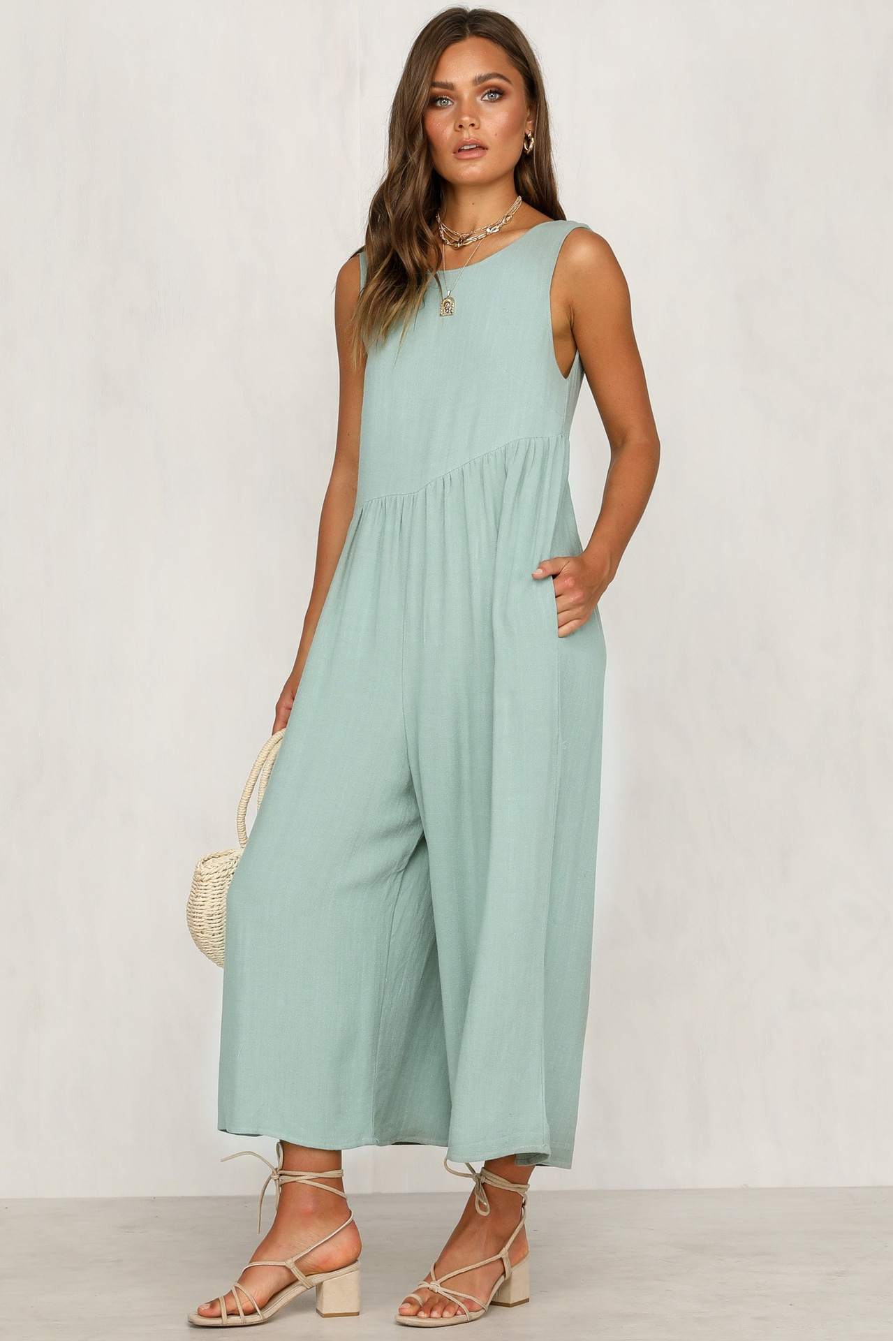 Chic Womens Solid Color Jumpsuit Elegant Design Comfortable Fit Versatile for Work or Casual Wear Wholesale Available