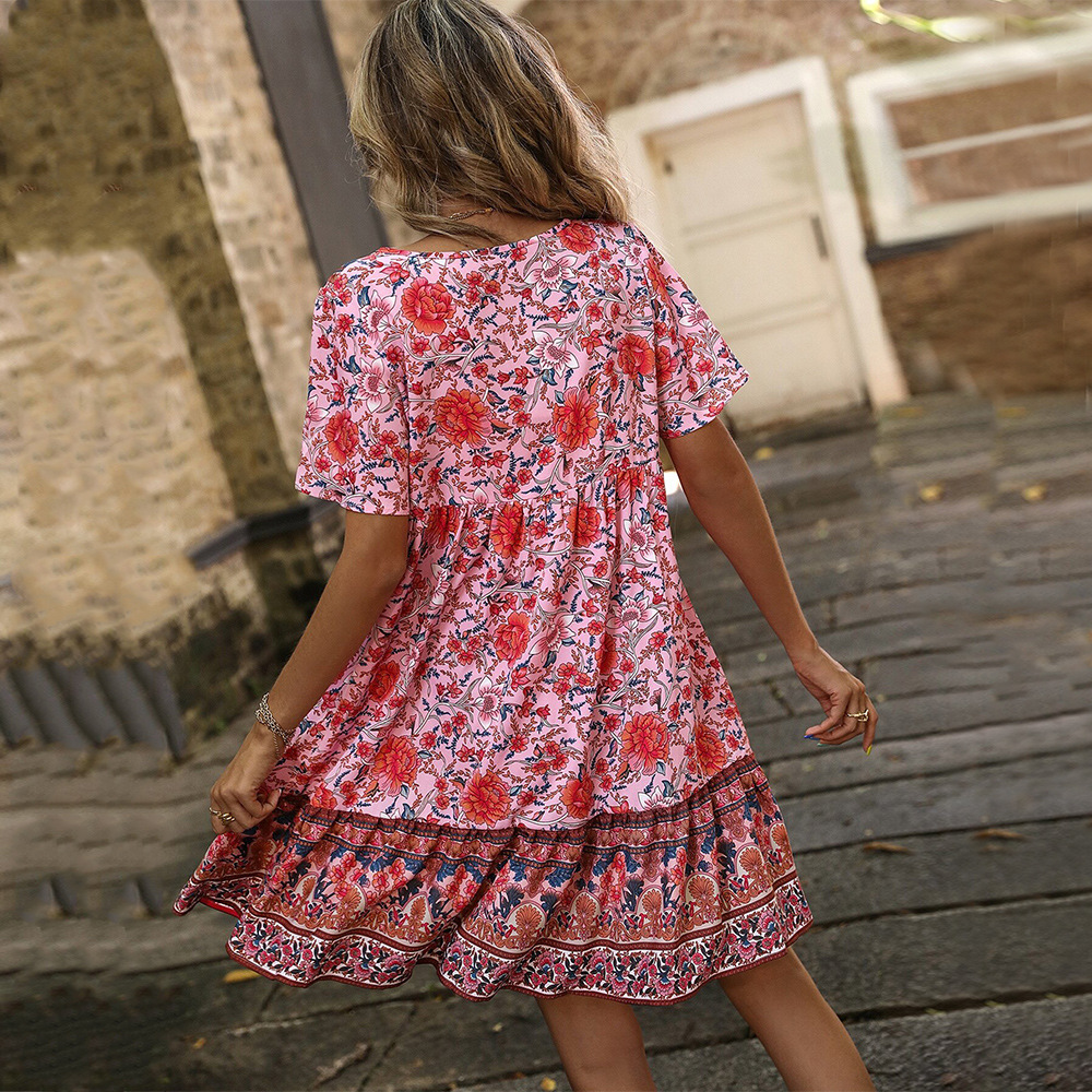 European and American Market Bohemian Floral Print Dress — V Neck, Loose Fit, Casual Style — Vacation Wear — Wholesale Supply