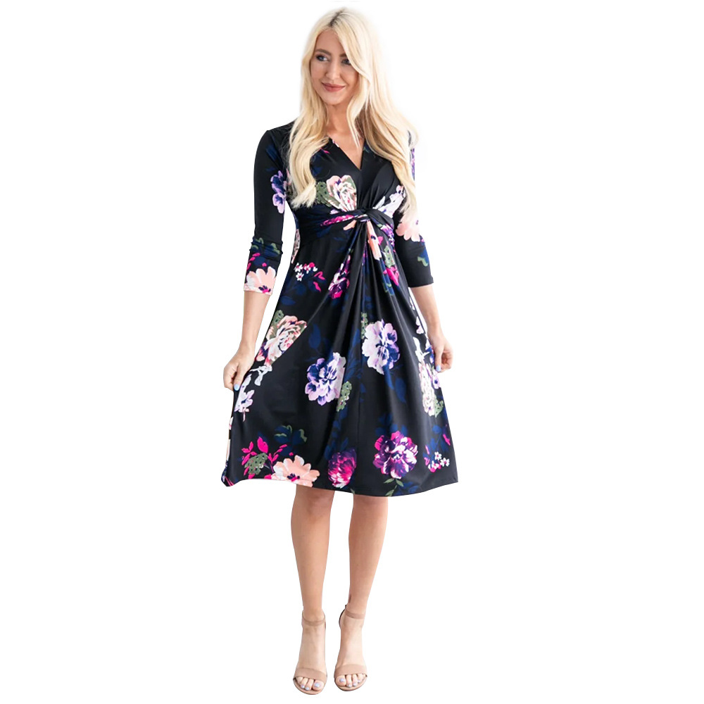 V Neck Floral Dress Mid Length Three Quarter Sleeve Casual Style Perfect for Beach Wear Wholesale Available