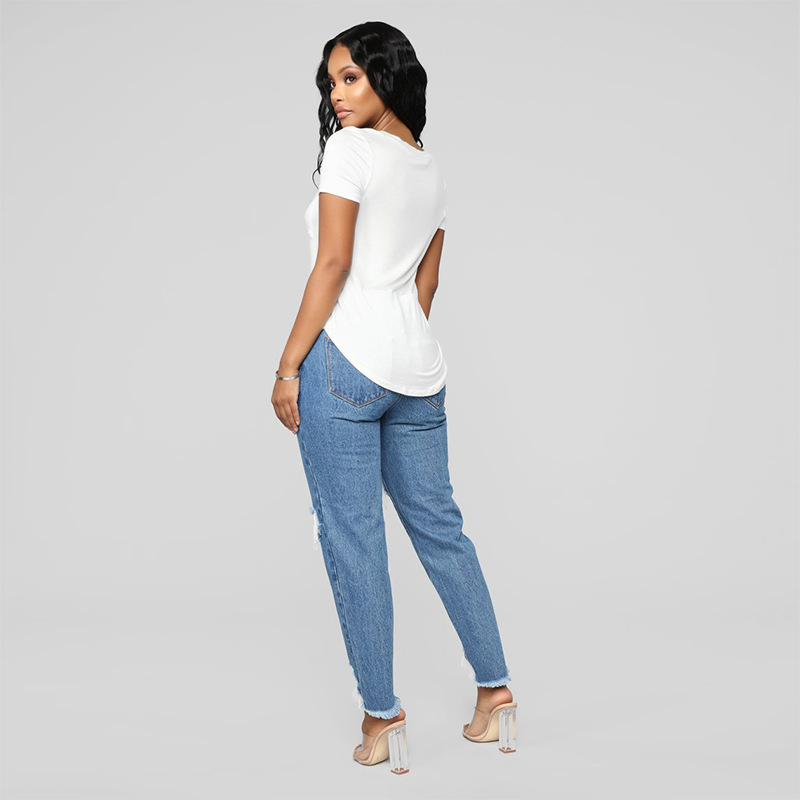 Womens Ripped Denim Jeans Casual Style Distressed Design Comfortable Fit Perfect for Everyday Wear Wholesale