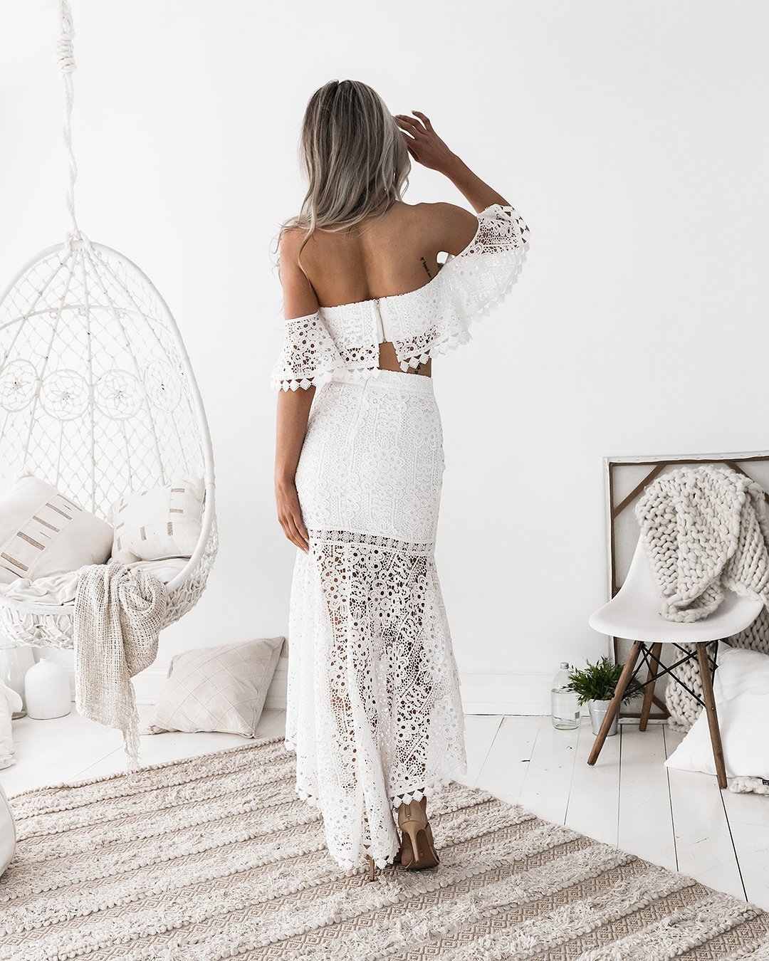 Lace Strapless Backless Pencil Dress Set Elegant Design Comfortable Fit Versatile Style Perfect for Parties or Events
