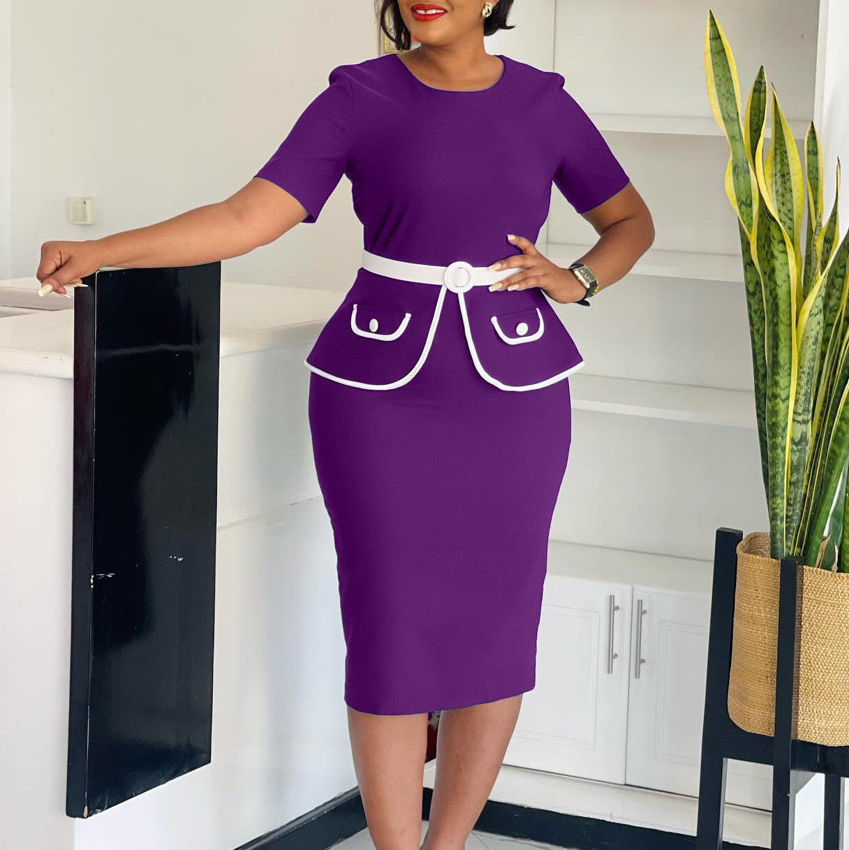 Elegant Plus Size Women's Bodycon Dress with Short Sleeves, Stretchy Fabric, Fashionable OL Style for African and European Mar