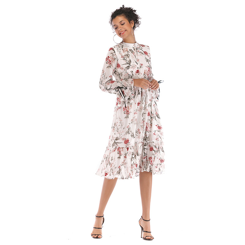 Floral Maxi Dress Spring Collection Elegant Design Comfortable Fit Perfect for Casual Outings Wholesale Available