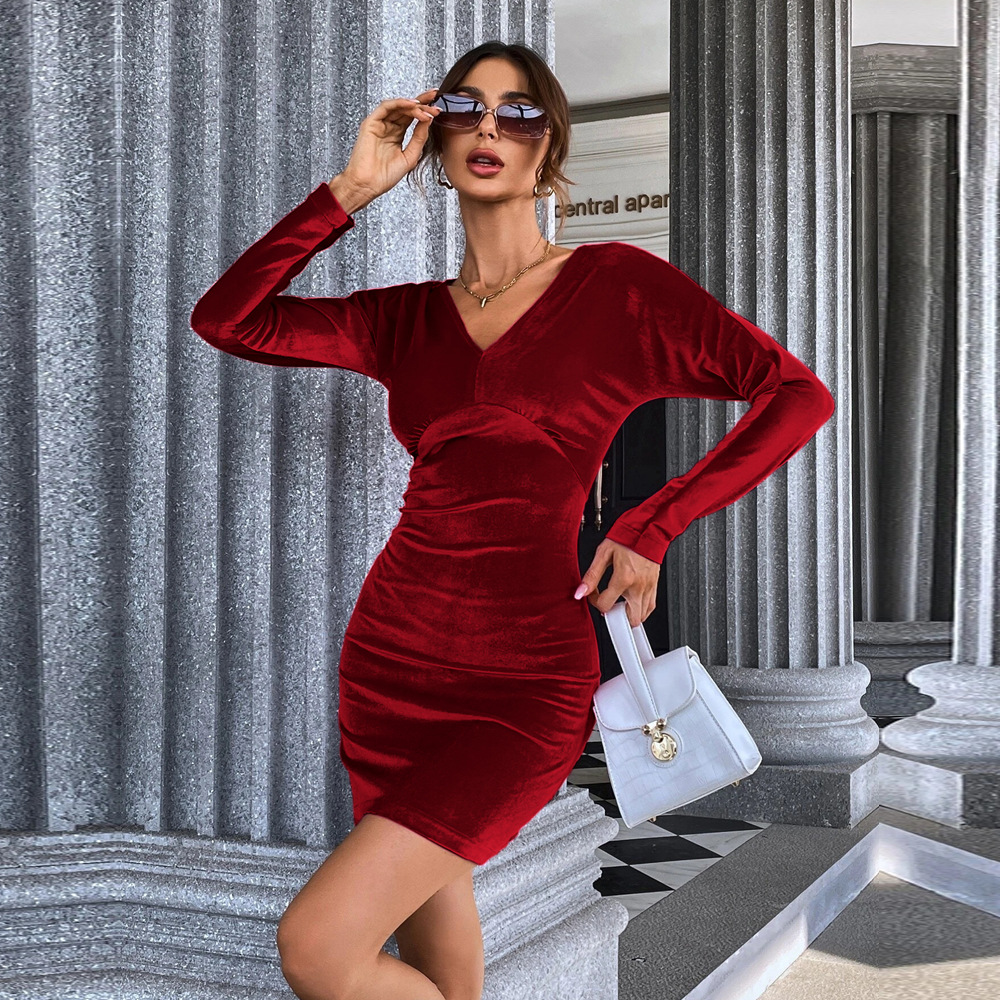 Autumn Winter Sexy Backless Bodycon Dress with Waist Slimming Long Sleeve Velvet Dress