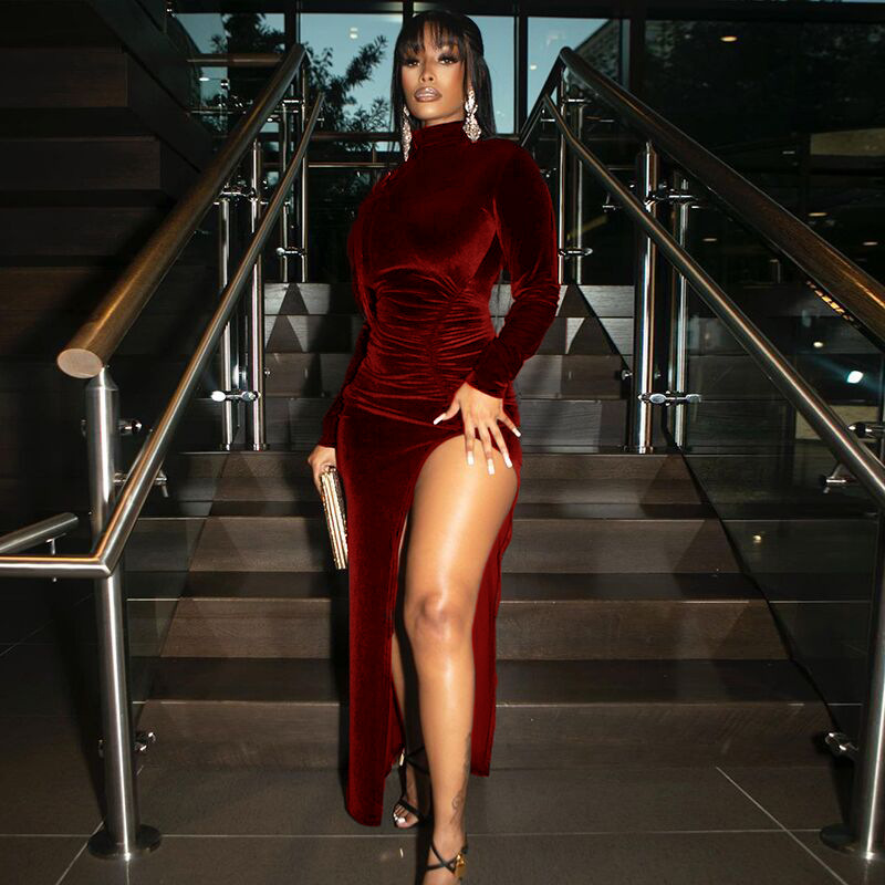 Elegant High Neck Long Sleeve Dress Pleated Design Side Slit Fashionable Style Perfect for Autumn and Winter Events