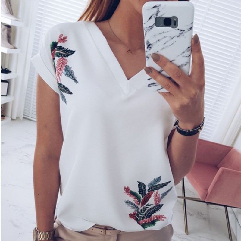 V Neck Short Sleeve Printed T Shirt for Women Casual Style Summer Wear Comfortable Fabric Ready to Ship