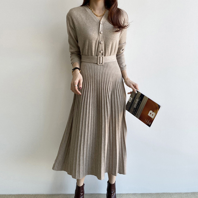 Women's Elegant Knit V-Neck Long-Sleeve Pleated Dress
