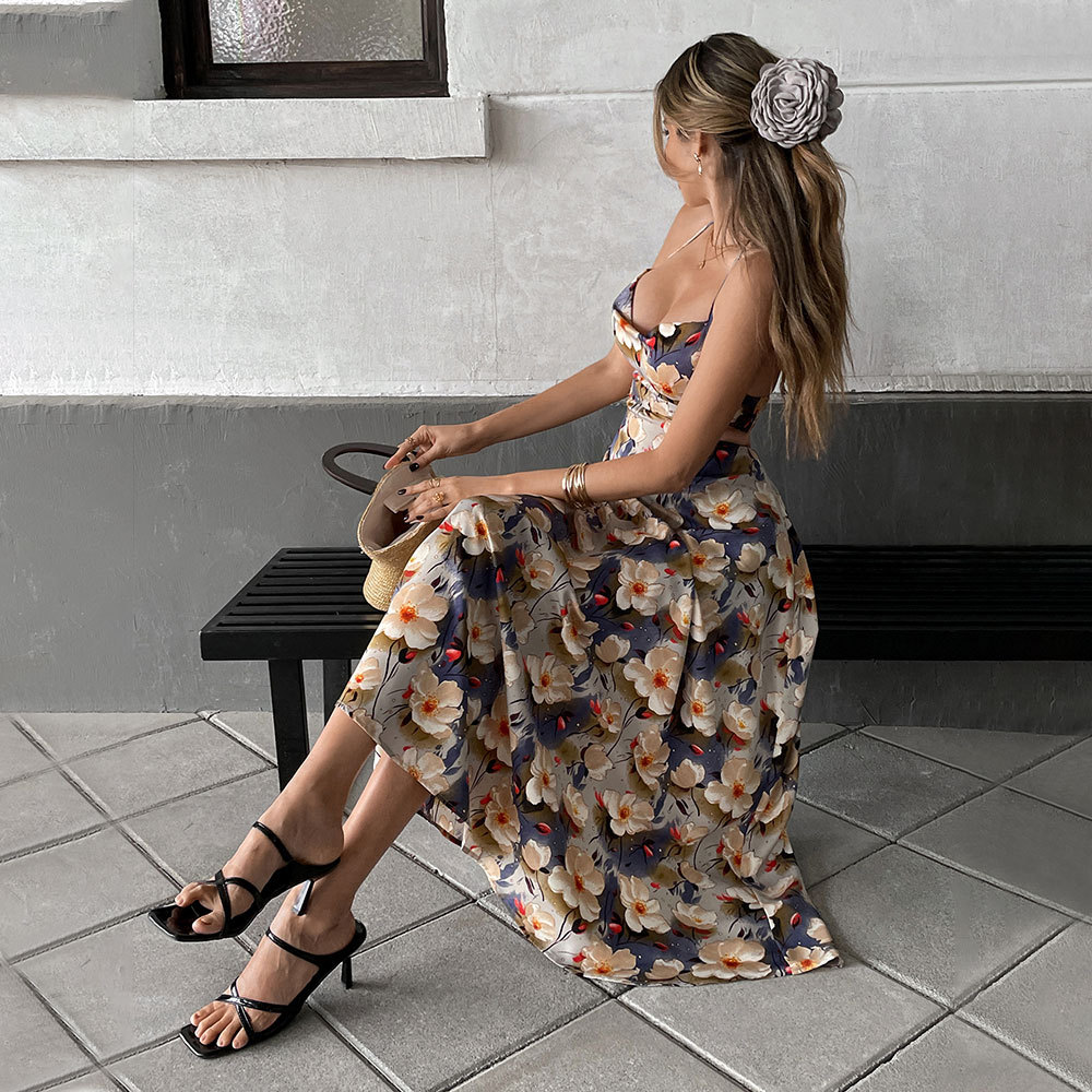 Summer Floral Maxi Dress Elegant Youthful Design Sleeveless Lightweight Fabric Perfect for Casual Outings