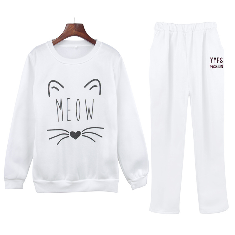 Womens Fleece Lined Sports Set Deer Print Round Neck Long Sleeve Sweatshirt Casual Pants Autumn Winter Wear