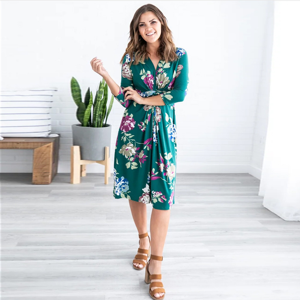 V Neck Floral Dress Mid Length Three Quarter Sleeve Casual Style Perfect for Beach Wear Wholesale Available